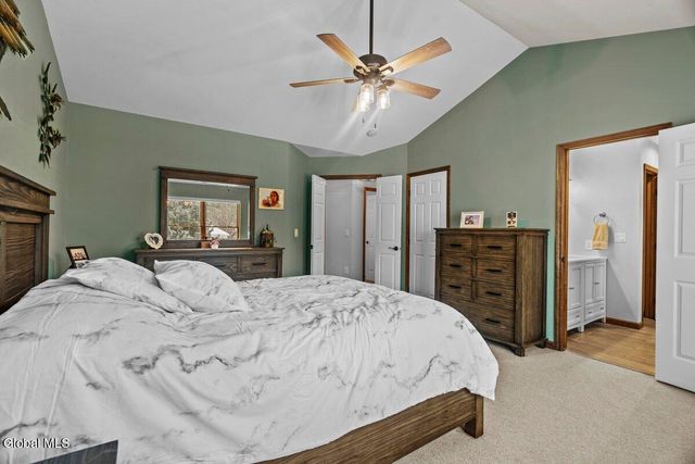 37 Kettles Way, Queensbury, NY 12804