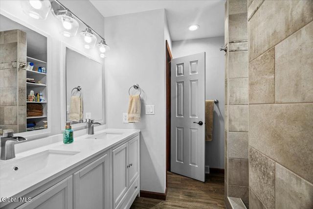 37 Kettles Way, Queensbury, NY 12804