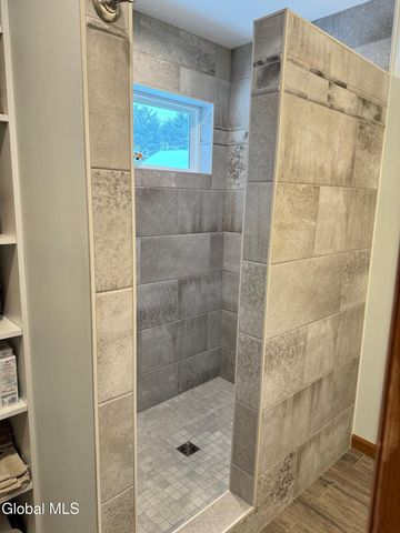 37 Kettles Way, Queensbury, NY 12804