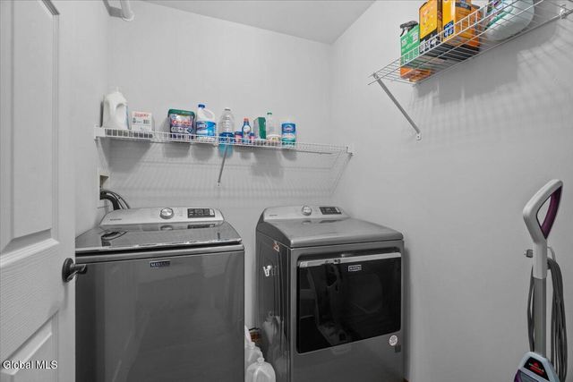 37 Kettles Way, Queensbury, NY 12804