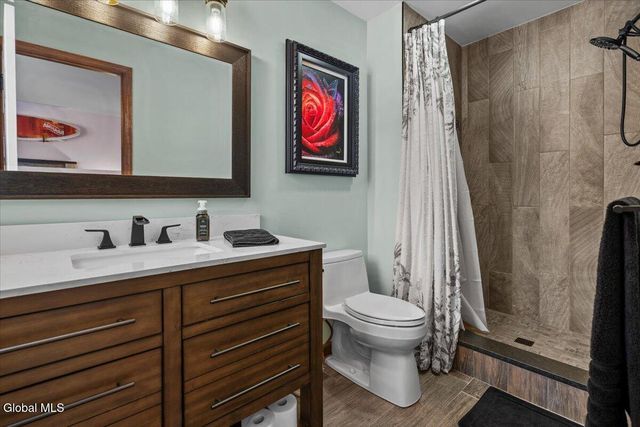 37 Kettles Way, Queensbury, NY 12804