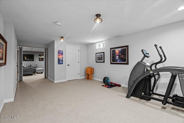 37 Kettles Way, Queensbury, NY 12804