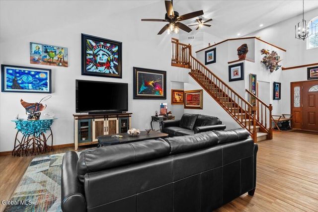 37 Kettles Way, Queensbury, NY 12804