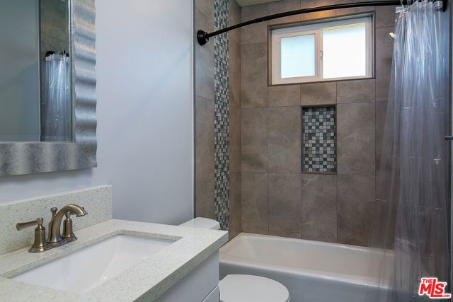 1136 SPAZIER Avenue 6, Glendale, CA 91201