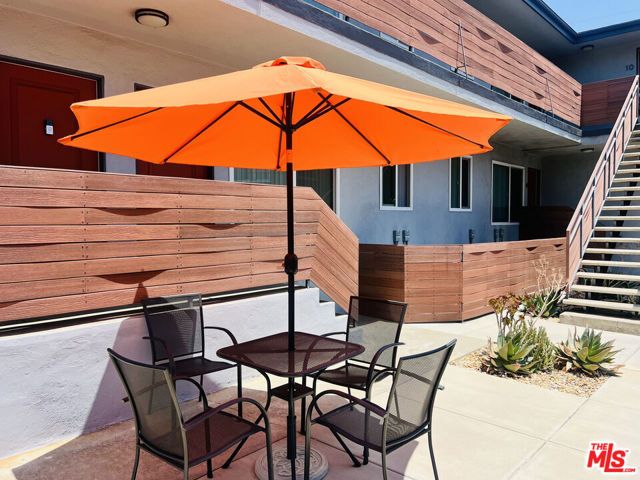 1136 SPAZIER Avenue 6, Glendale, CA 91201