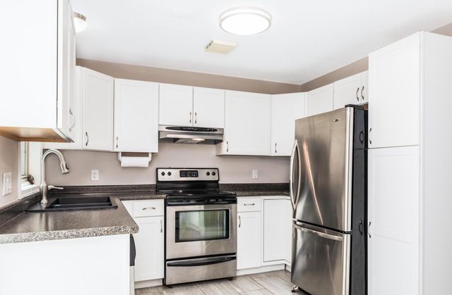 4 Woodland Green, Rochester, NH 03868