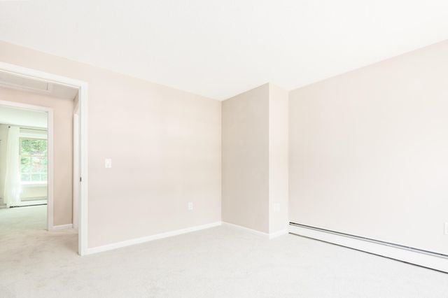 4 Woodland Green, Rochester, NH 03868