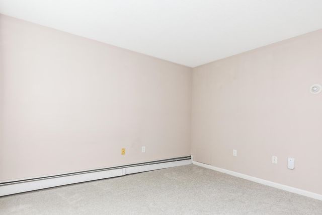 4 Woodland Green, Rochester, NH 03868