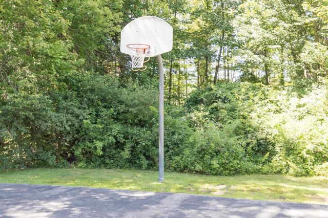 4 Woodland Green, Rochester, NH 03868
