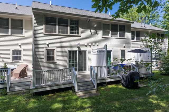 4 Woodland Green, Rochester, NH 03868