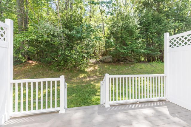 4 Woodland Green, Rochester, NH 03868