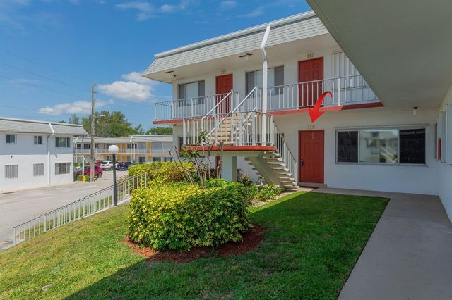 3120 Cynthia Lane 115, Lake Worth Beach, FL 33461