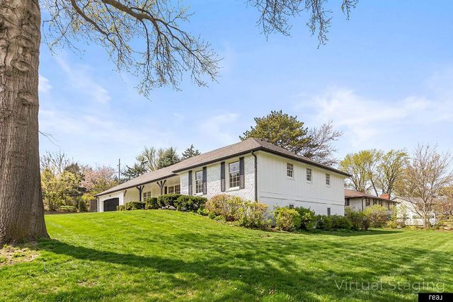 11918 Leavenworth Road, Omaha, NE 68154