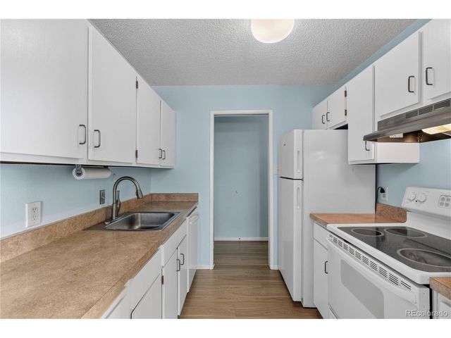 850 20th St 404, Boulder, CO 80302