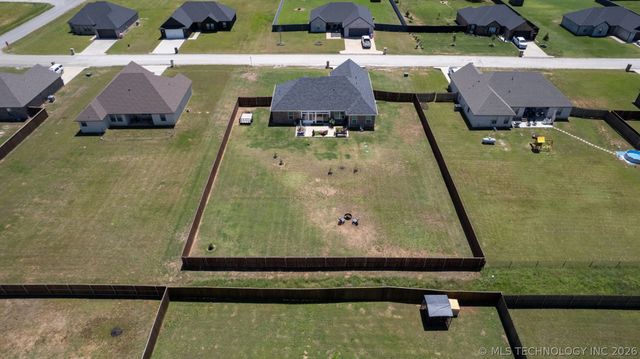 62 Bull Run Road, Calera, OK 74730