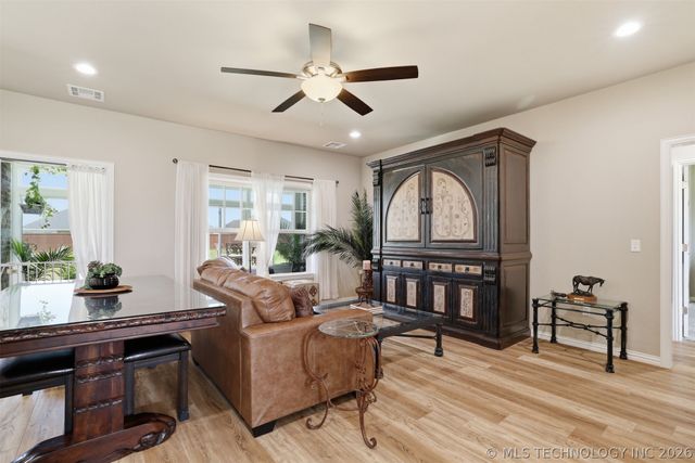 62 Bull Run Road, Calera, OK 74730