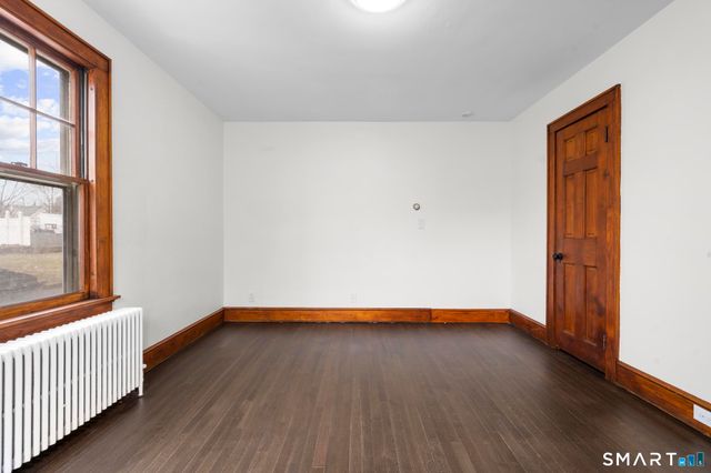 37 Byrneside Avenue, Waterbury, CT 06704