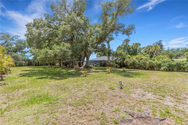 1603 PECAN STREET, Nokomis, FL 34275