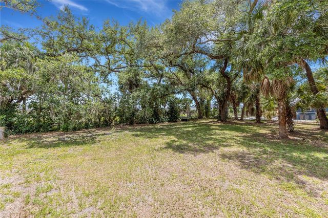 1603 PECAN STREET, Nokomis, FL 34275