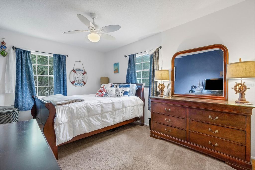 Image 9 of property listing at 1603 PECAN STREET, Nokomis, FL 34275