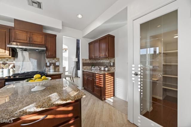 445 Cremona Way, Oak Park, CA 91377