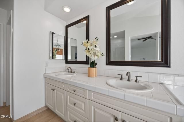 445 Cremona Way, Oak Park, CA 91377