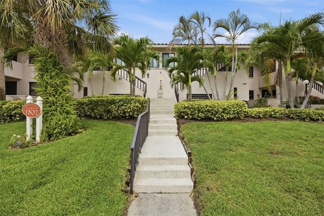 1802 MARINER DRIVE E 25, Tarpon Springs, FL 34689