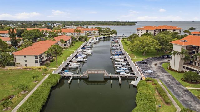 1802 MARINER DRIVE E 25, Tarpon Springs, FL 34689