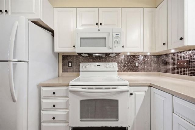 1802 MARINER DRIVE E 25, Tarpon Springs, FL 34689