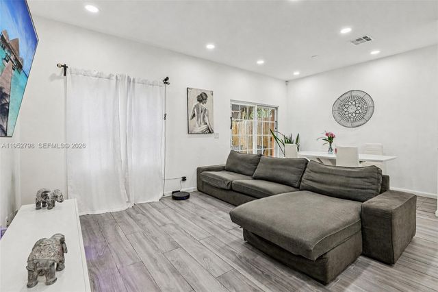 2307 Washington Street 5, Hollywood, FL 33020