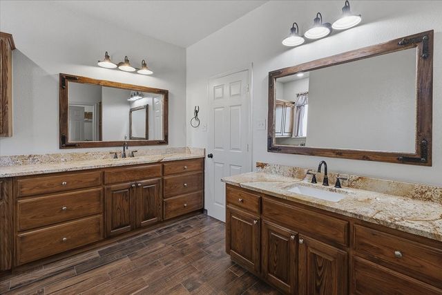 122 Eagle Pass Lane, Weatherford, TX 76087