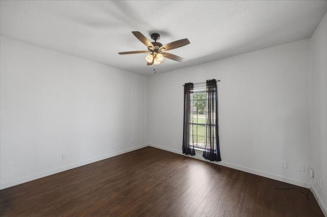 122 Eagle Pass Lane, Weatherford, TX 76087