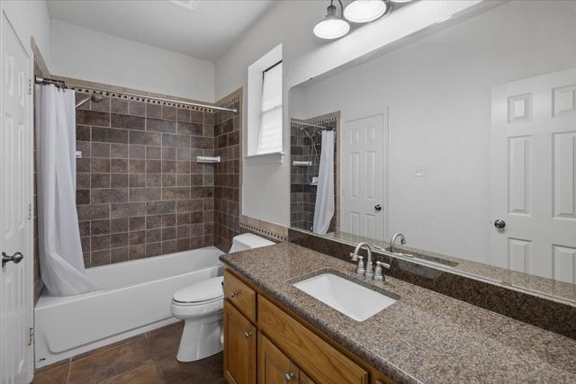 122 Eagle Pass Lane, Weatherford, TX 76087