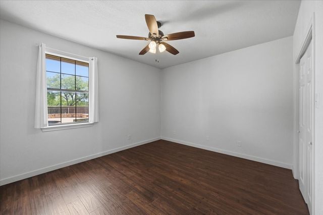 122 Eagle Pass Lane, Weatherford, TX 76087