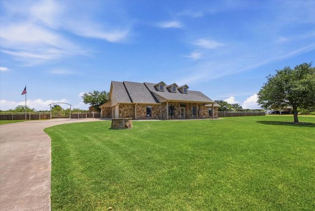 122 Eagle Pass Lane, Weatherford, TX 76087