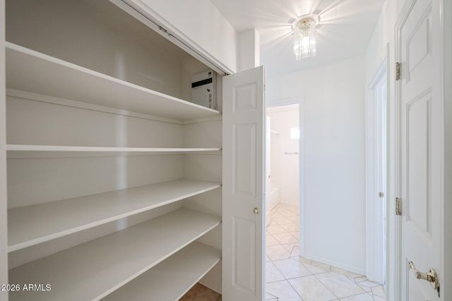 9122 W HEARN Road, Peoria, AZ 85381
