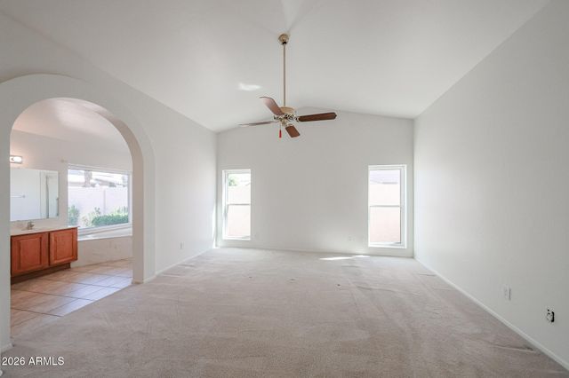 9122 W HEARN Road, Peoria, AZ 85381