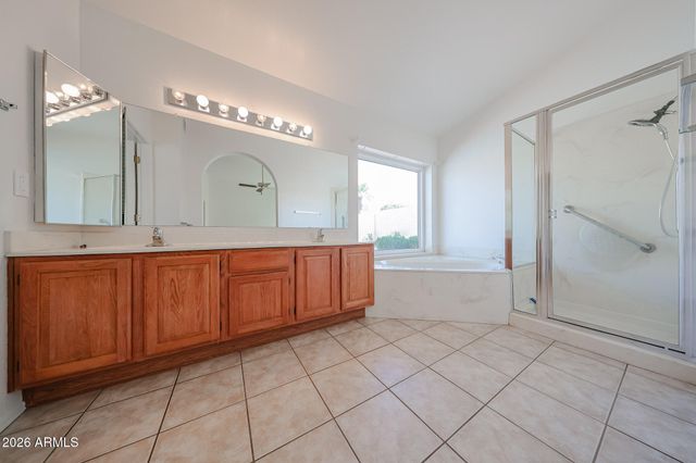 9122 W HEARN Road, Peoria, AZ 85381