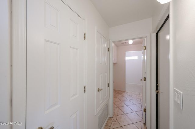 9122 W HEARN Road, Peoria, AZ 85381