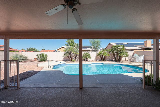 9122 W HEARN Road, Peoria, AZ 85381