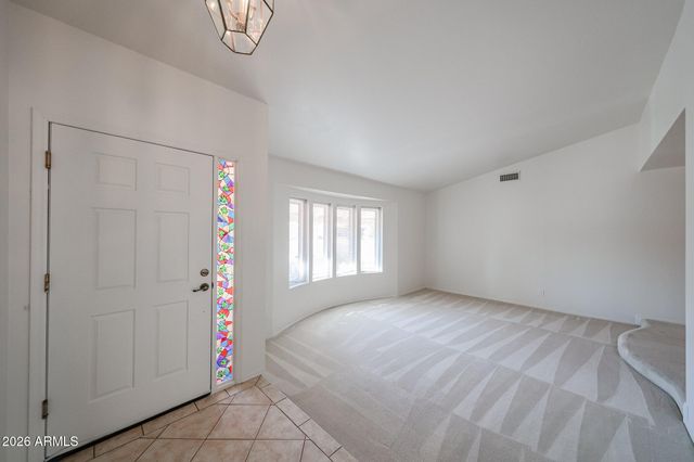 9122 W HEARN Road, Peoria, AZ 85381