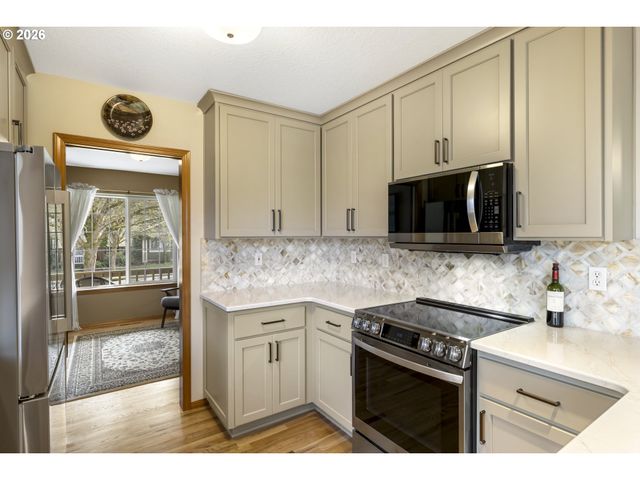 17567 Sw INKSTER Dr, Sherwood, OR 97140