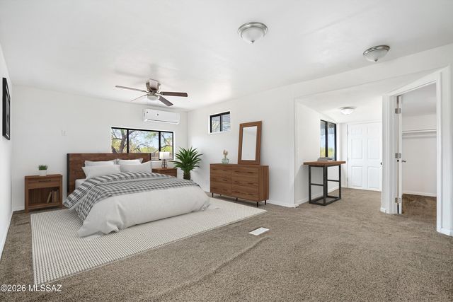 12466 W Vegas Drive, Tucson, AZ 85736