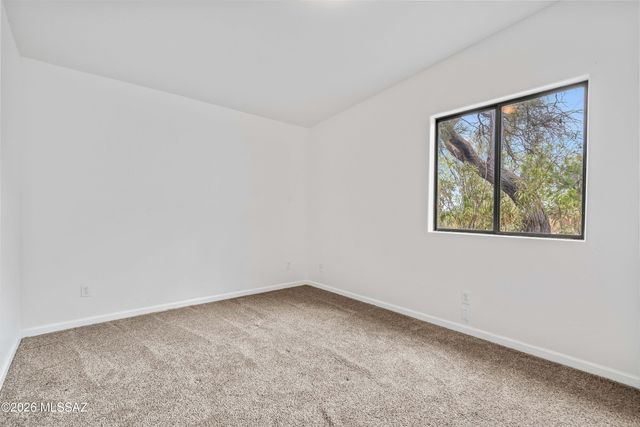 12466 W Vegas Drive, Tucson, AZ 85736