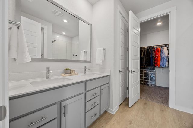 432 Tinto ST, Leander, TX 78641