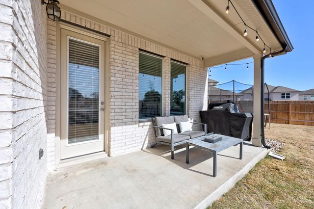432 Tinto ST, Leander, TX 78641