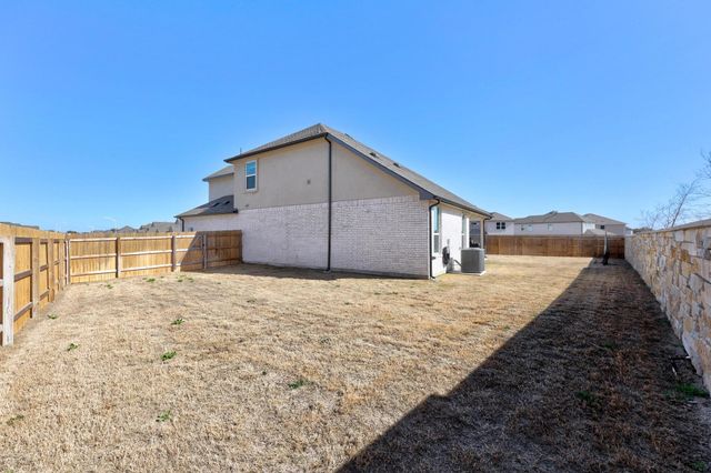 432 Tinto ST, Leander, TX 78641