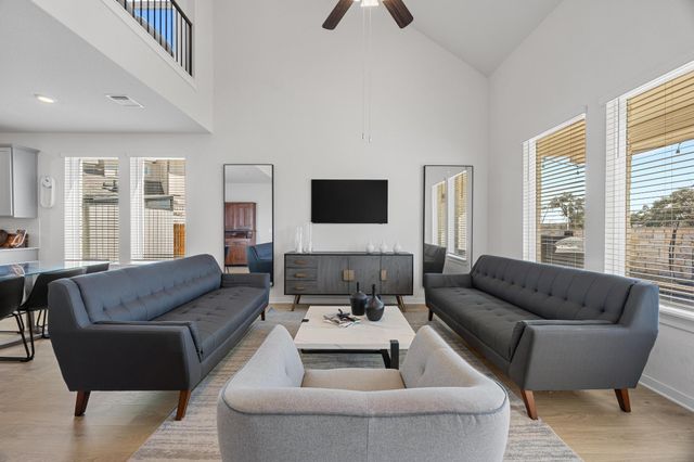 432 Tinto ST, Leander, TX 78641