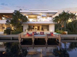 7725 NE 8th Ave, Miami, FL 33138
