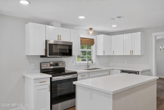 4890 MCALLISTER Road, Middleburg, FL 32068